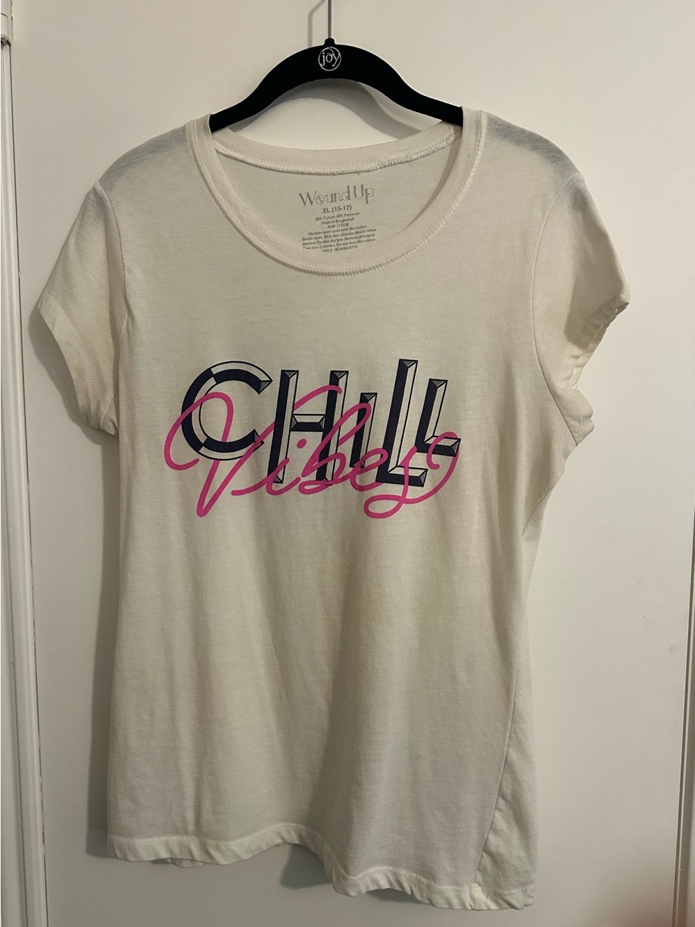 Cream 'Chill Vibes' Short Sleeve Graphic Tee